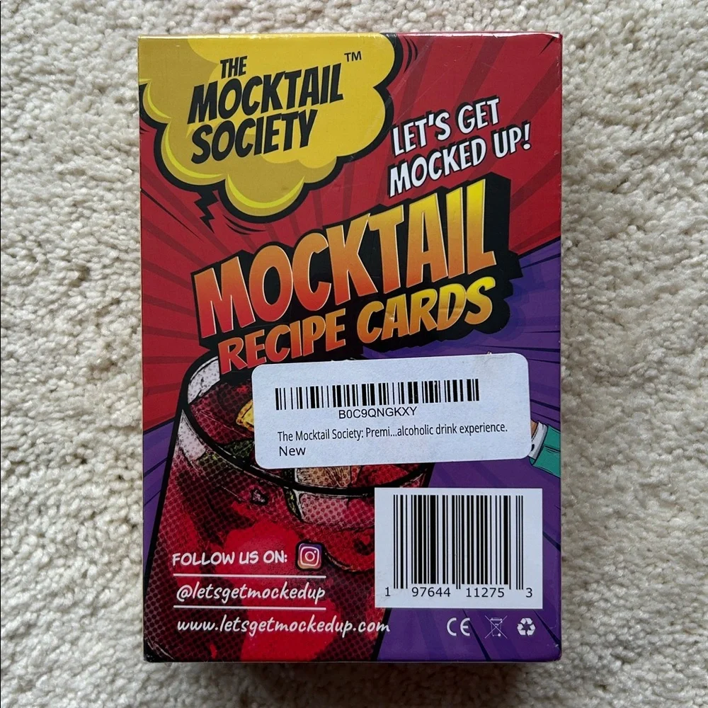50 Mocktail Recipe Cards with Built-in Stand New in Box